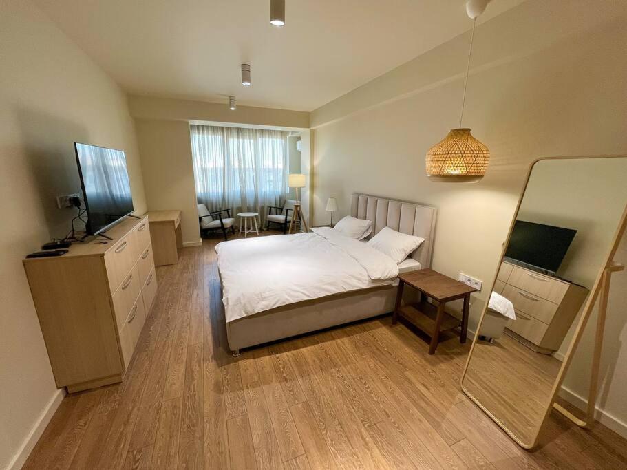 2 Bedroom On Ismail Corner Stefan Cel Mare, New Apartment, Chisinau Center! Екстериор снимка